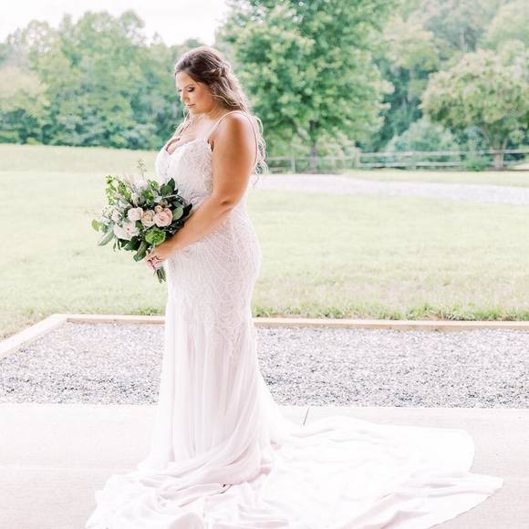 Meet your Posher, Shelby - Picture 1 of 1